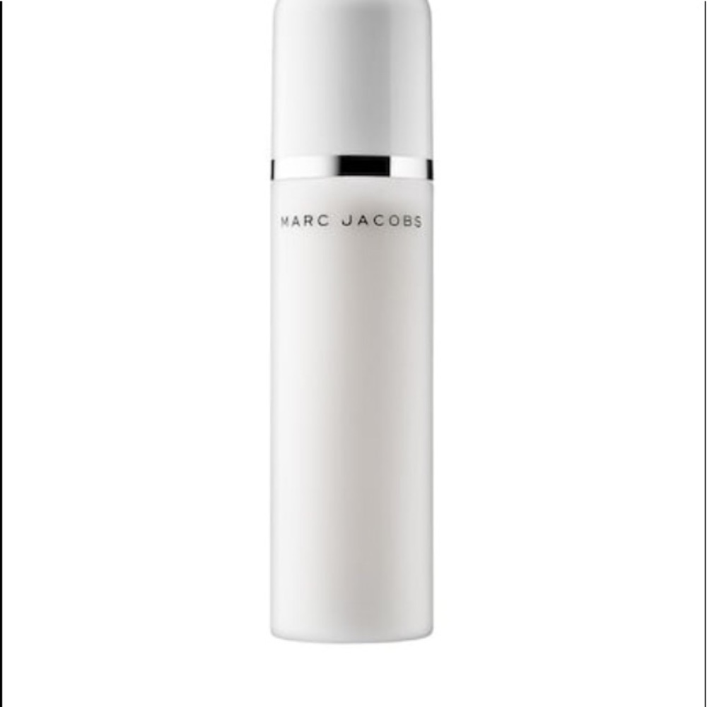 Mark Jacobs coconut setting spray
